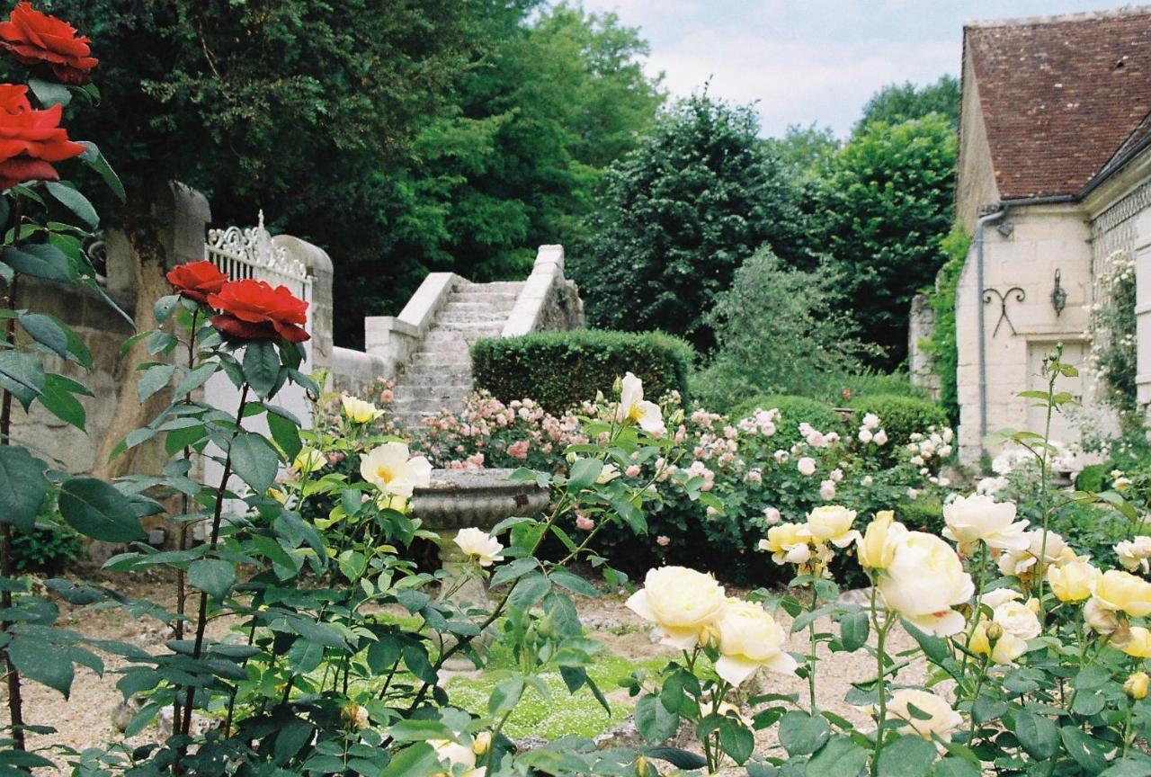Le Pavillon De Vallet Bed and Breakfast Athée-sur-Cher Exterior foto